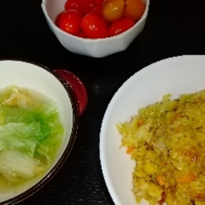 パンチのあるご飯だったので優しい味のスープがいい感じでした★
ごちそうさま(๑´ڡ`๑)